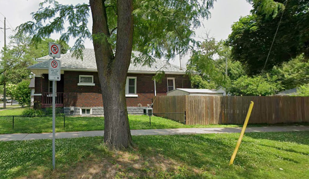 3597 Peter Street Backyard